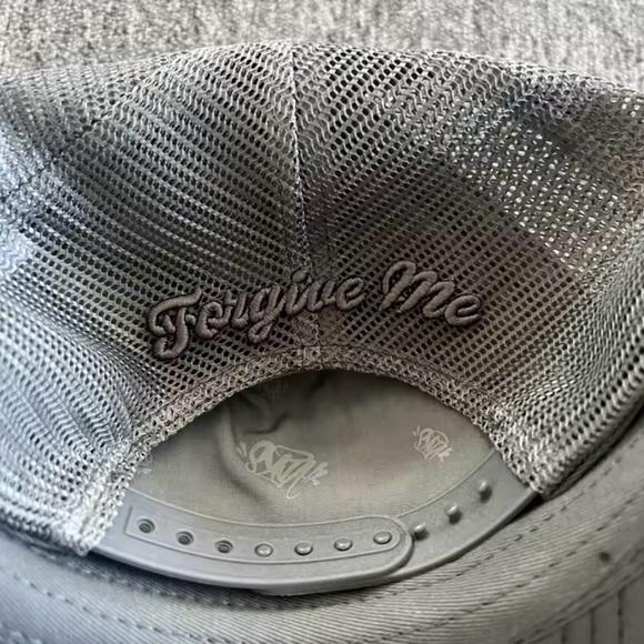 Syna wrld hat - Picture 4 of 5